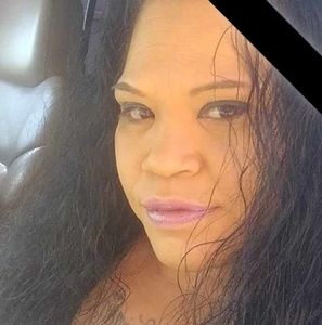 Meet your Posher, Dena